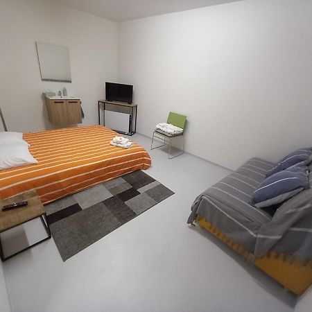 Chez Jean-Claude Chambre 4 Personnes Wavre Exteriör bild